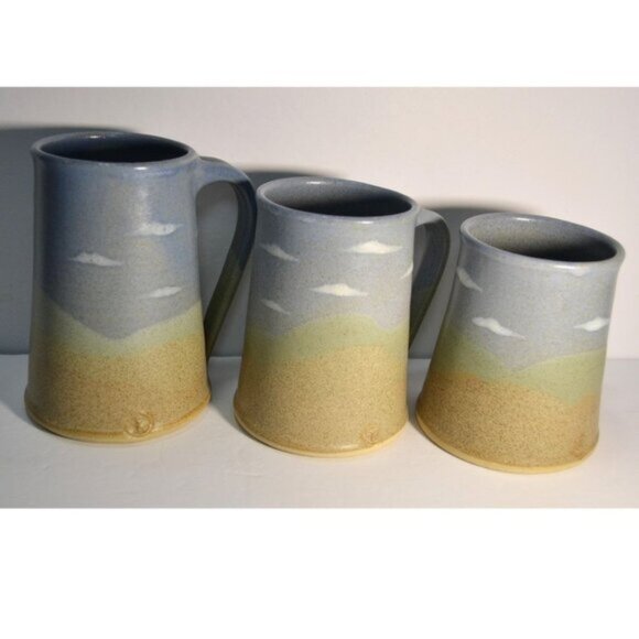Vintage GK Pottery Set Of 3 Mugs Graduating Sizes Clouds In Sky Design Beach - Picture 1 of 9